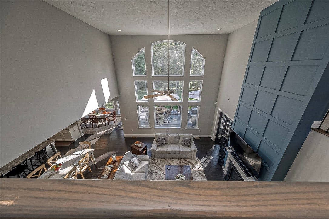410 Hill Top, Mars, PA 16046