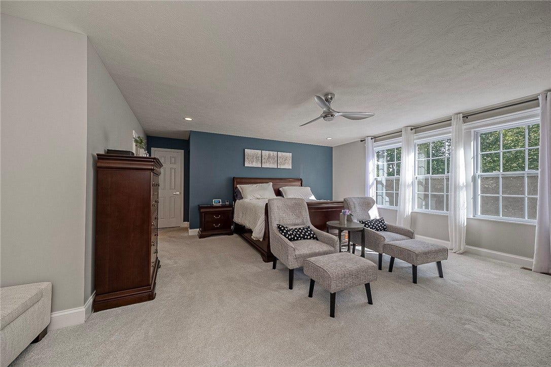 410 Hill Top, Mars, PA 16046