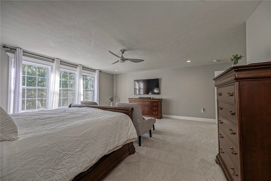 410 Hill Top, Mars, PA 16046