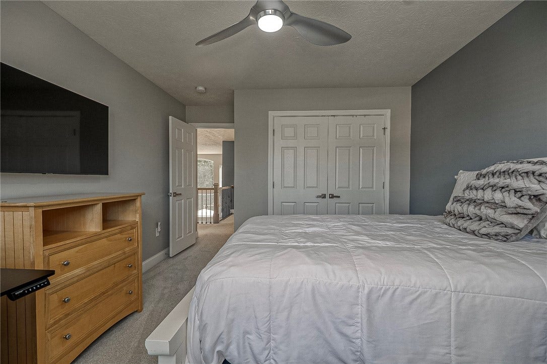 410 Hill Top, Mars, PA 16046