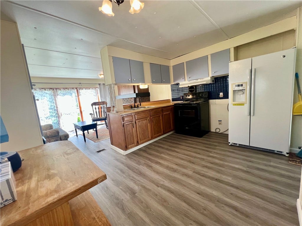 783 Walnut Hill Rd, Uniontown, PA 15401