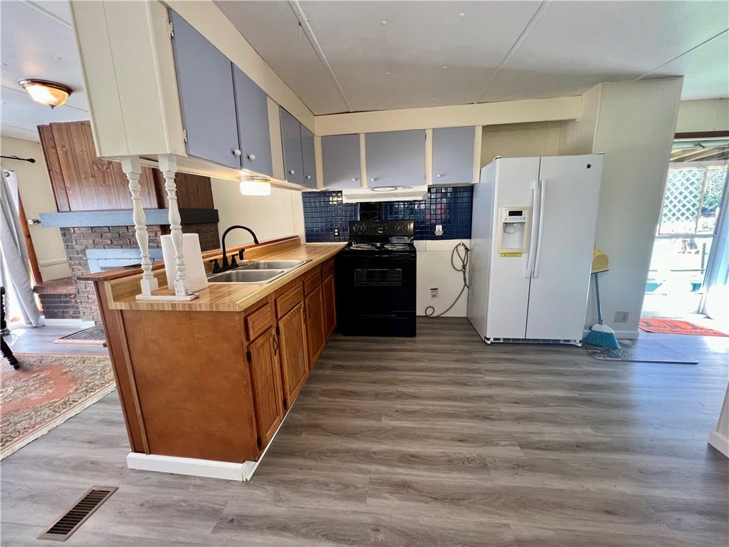 783 Walnut Hill Rd, Uniontown, PA 15401
