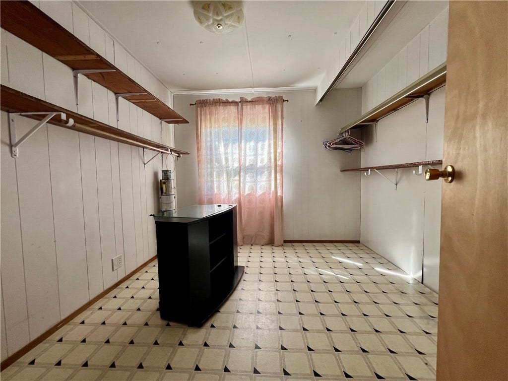 783 Walnut Hill Rd, Uniontown, PA 15401