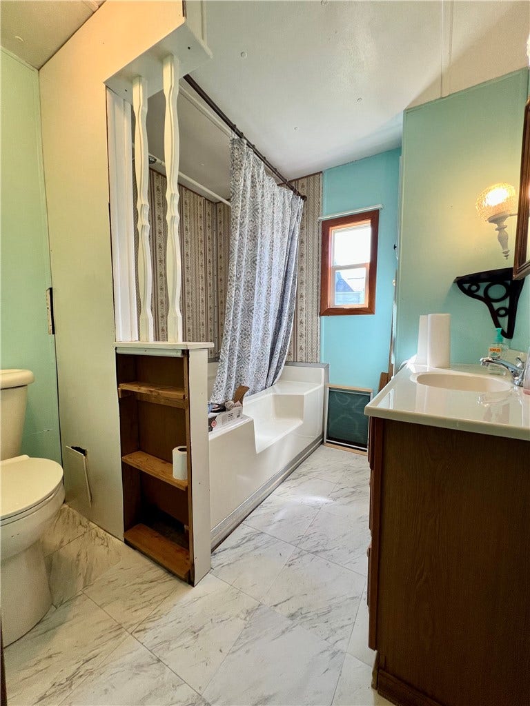 783 Walnut Hill Rd, Uniontown, PA 15401