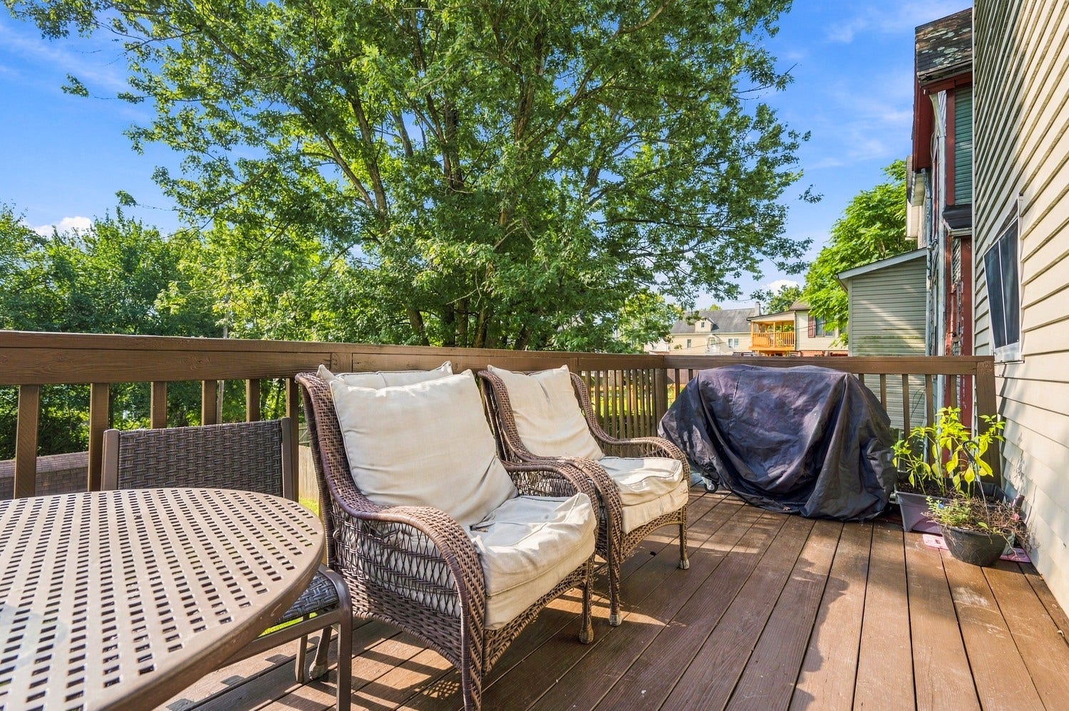 320 N 1st Street, Jeannette, PA 15644