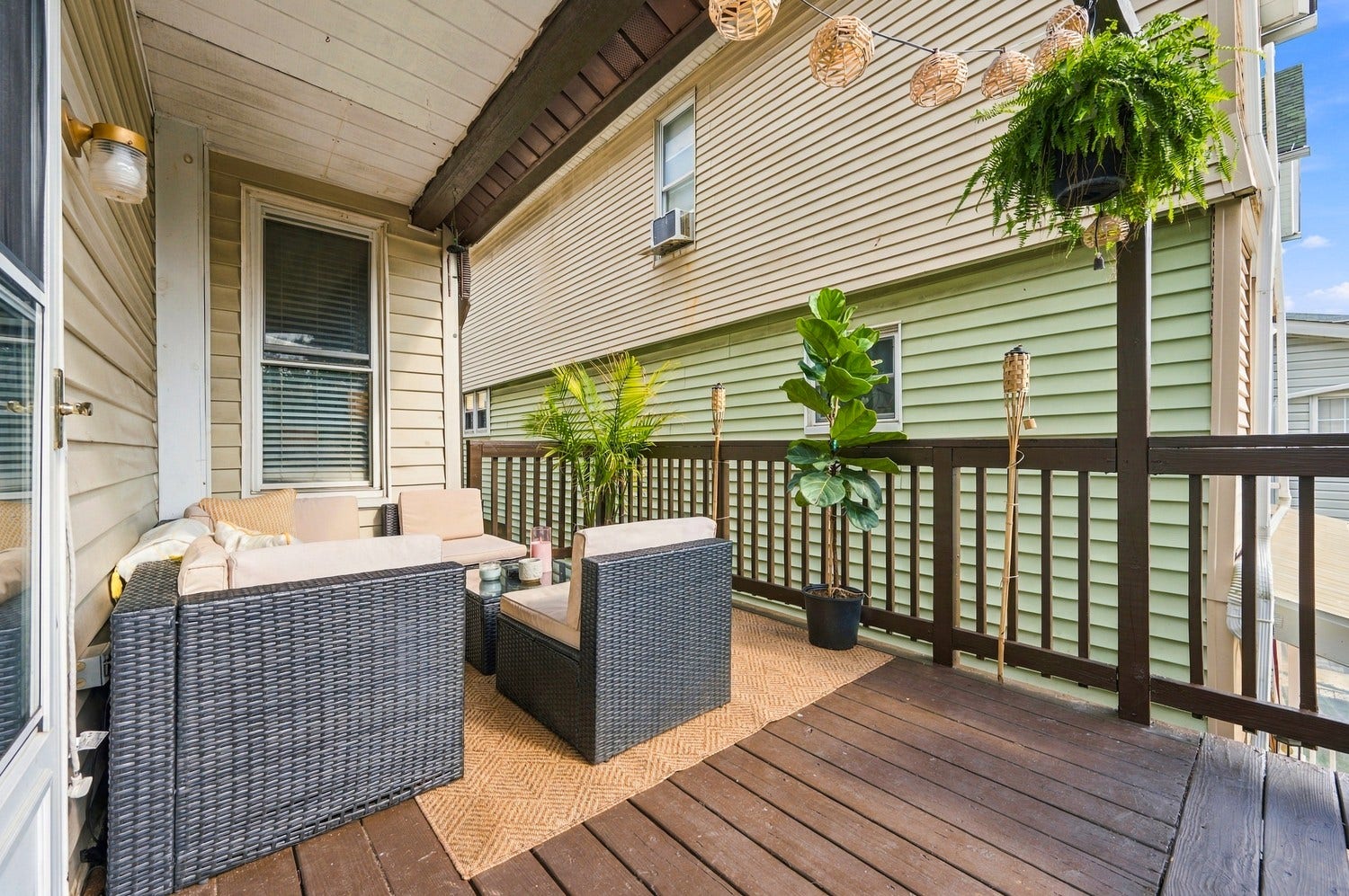 320 N 1st Street, Jeannette, PA 15644