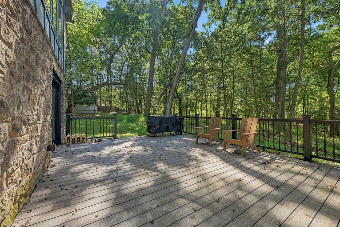 3024 E Bardonner Rd, Gibsonia, PA 15044