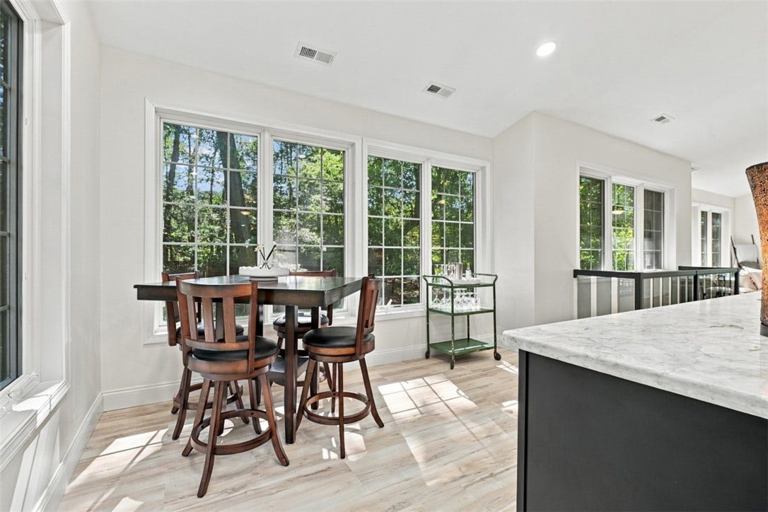 3024 E Bardonner Rd, Gibsonia, PA 15044