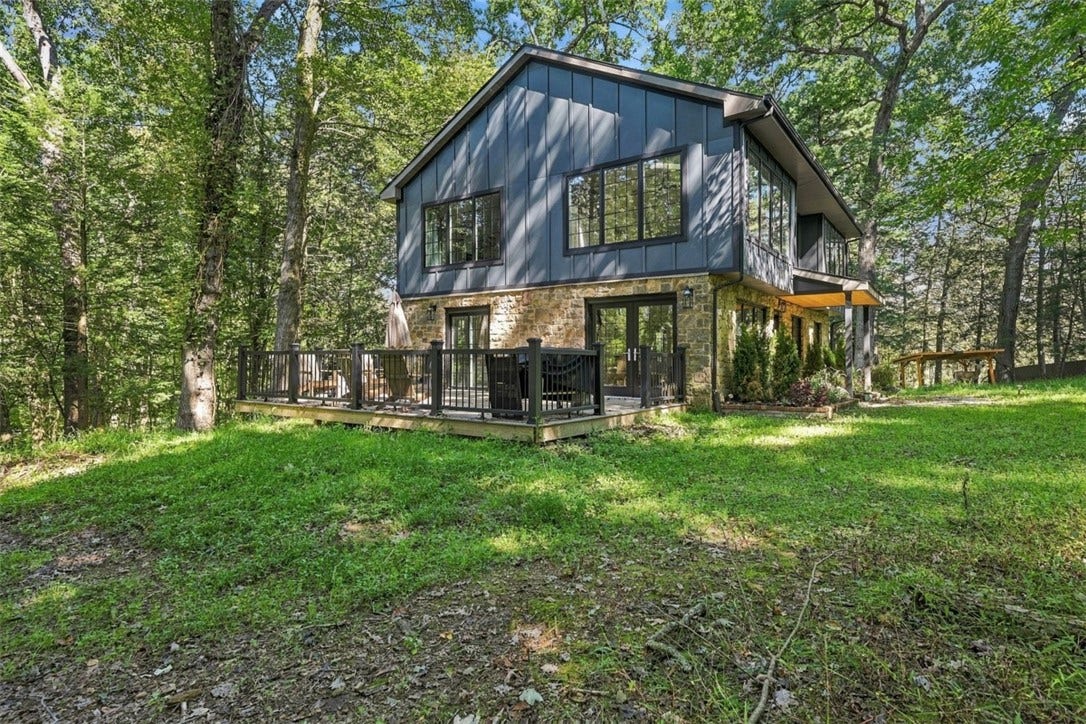 3024 E Bardonner Rd, Gibsonia, PA 15044