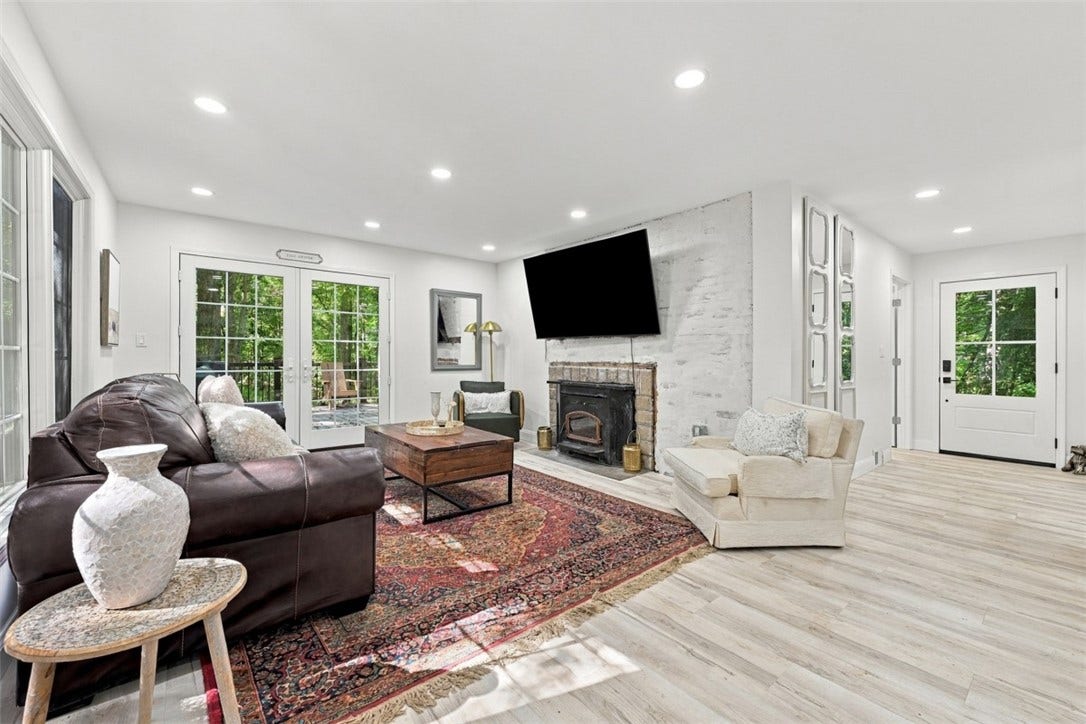 3024 E Bardonner Rd, Gibsonia, PA 15044