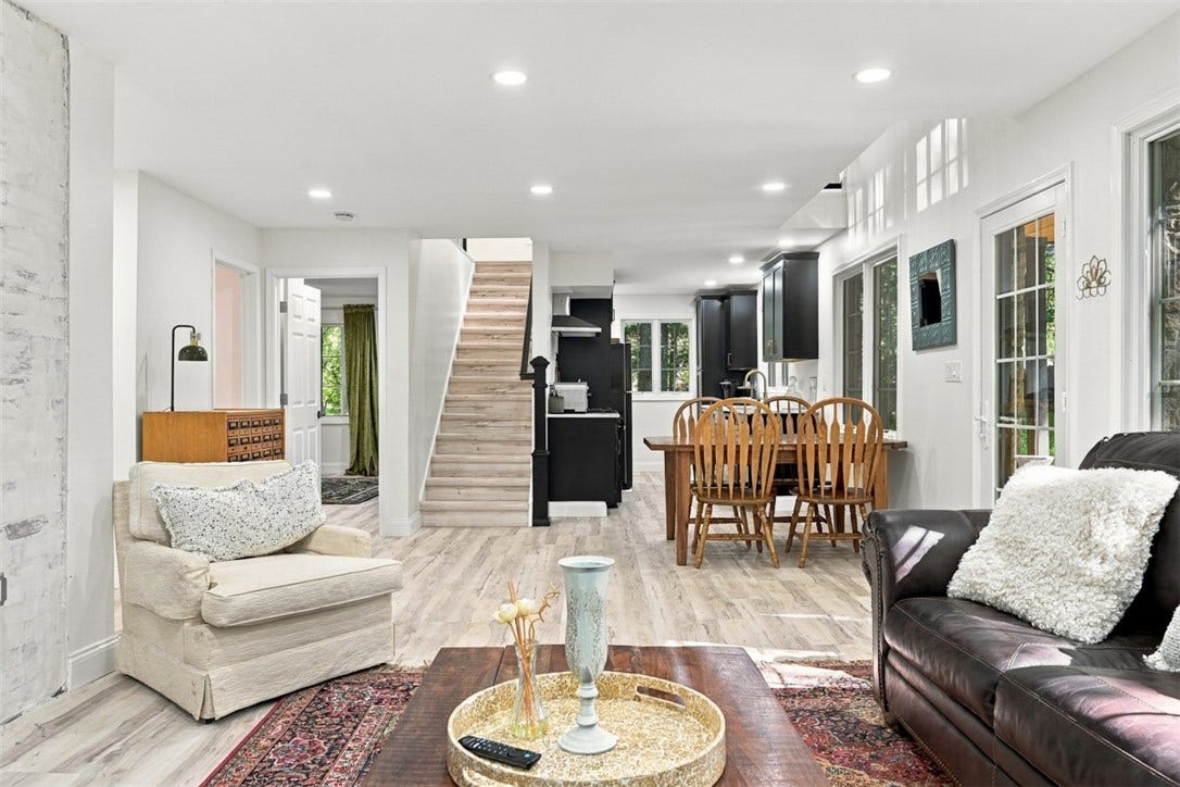 3024 E Bardonner Rd, Gibsonia, PA 15044 3024 E Bardonner Rd, Gibsonia, PA 15044
