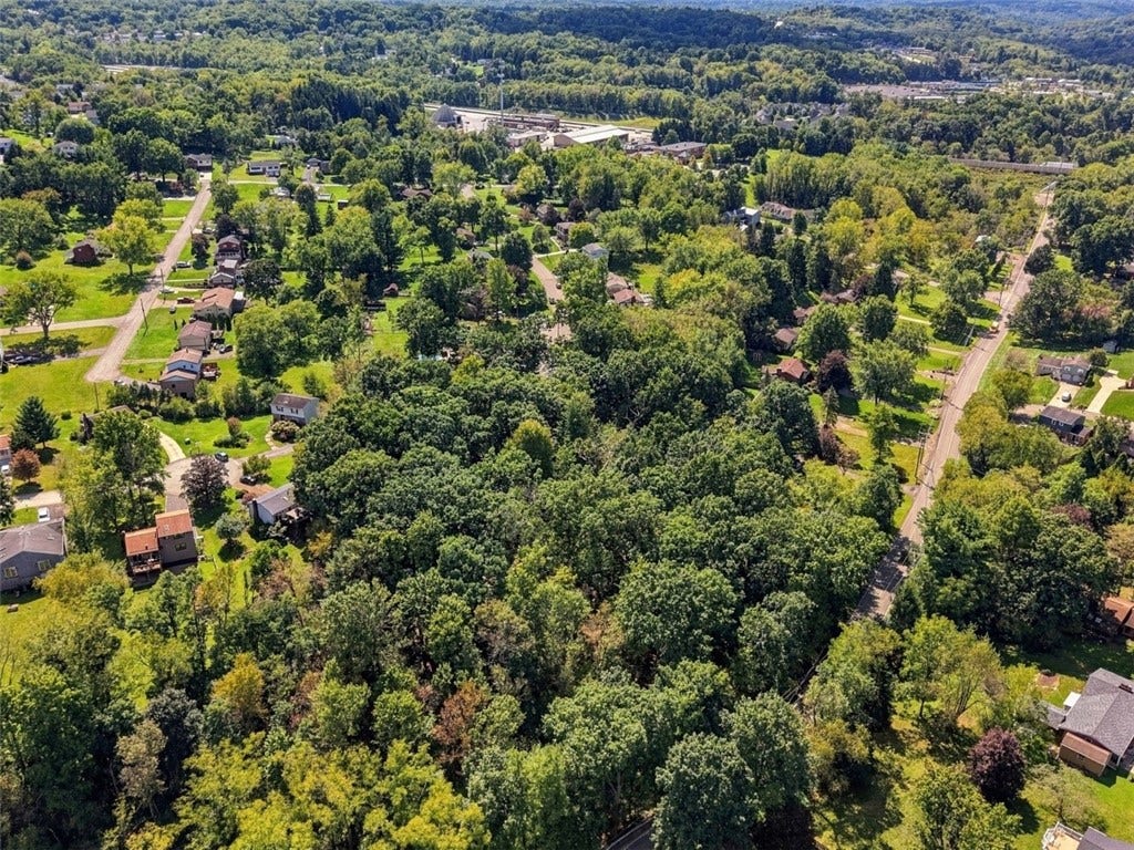 3024 E Bardonner Rd, Gibsonia, PA 15044 3024 E Bardonner Rd, Gibsonia, PA 15044