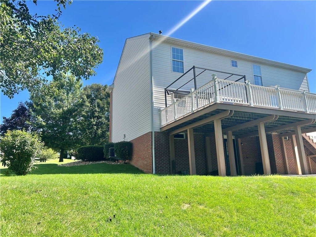 114 Majestic Dr, Canonsburg, PA 15317
