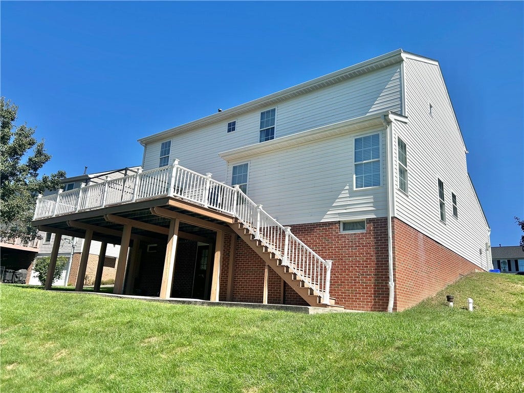 114 Majestic Dr, Canonsburg, PA 15317