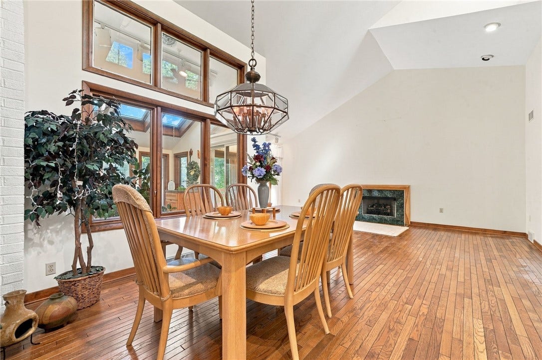 311 Lakewood Rd, Greensburg, PA 15601