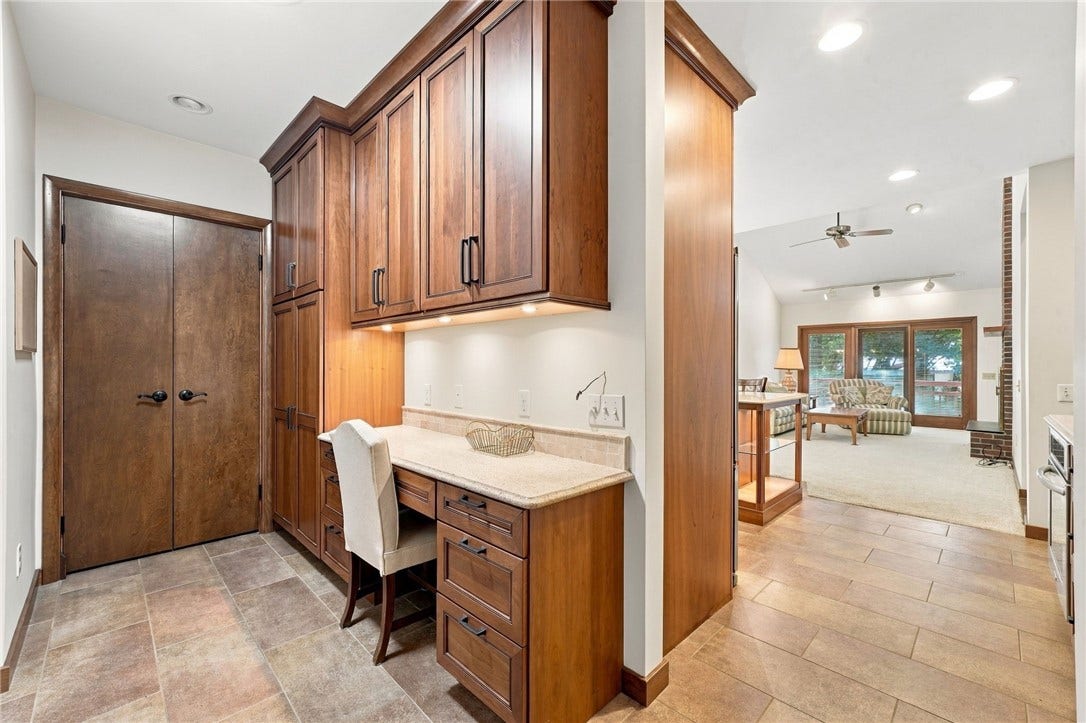 311 Lakewood Rd, Greensburg, PA 15601