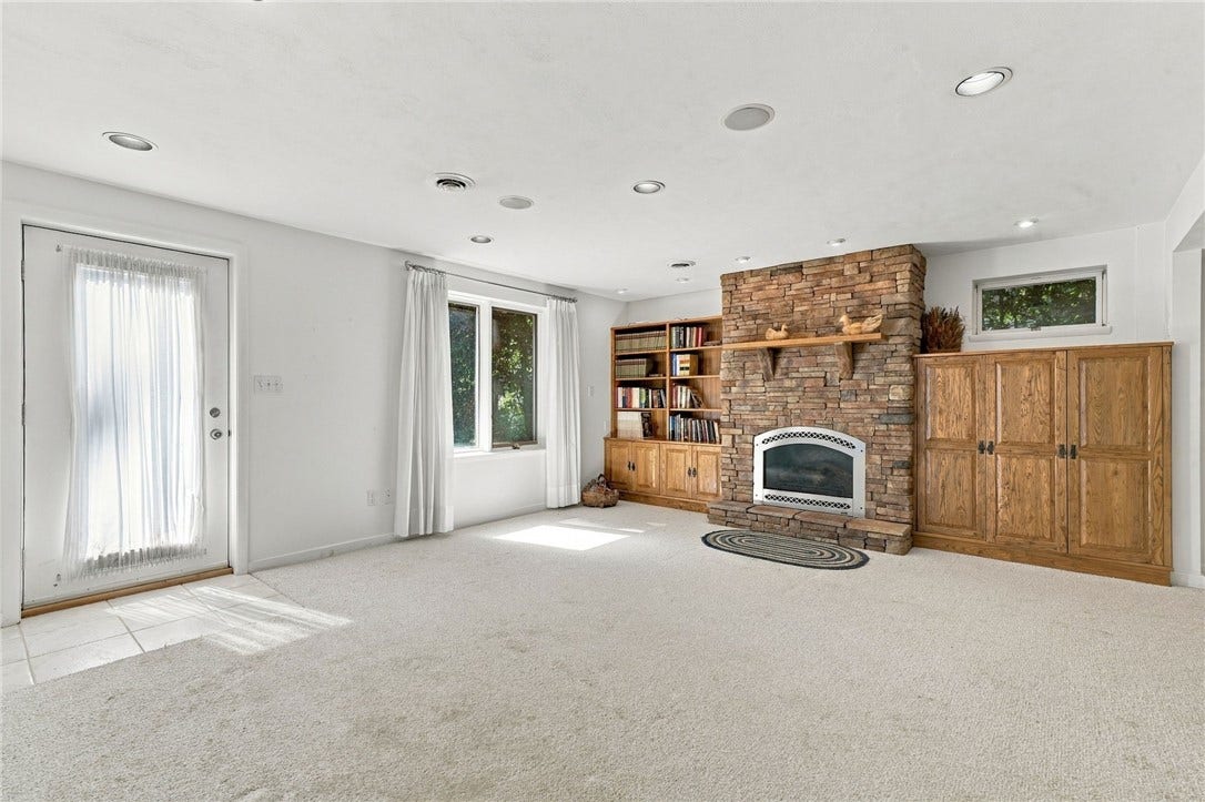 311 Lakewood Rd, Greensburg, PA 15601