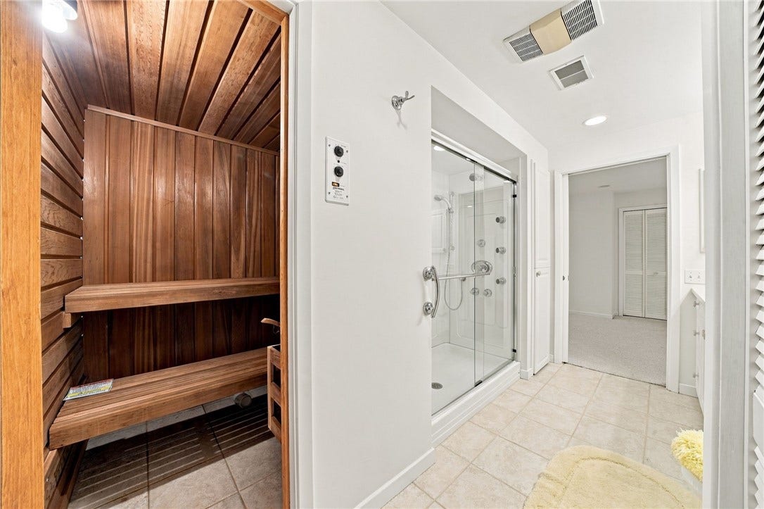 311 Lakewood Rd, Greensburg, PA 15601