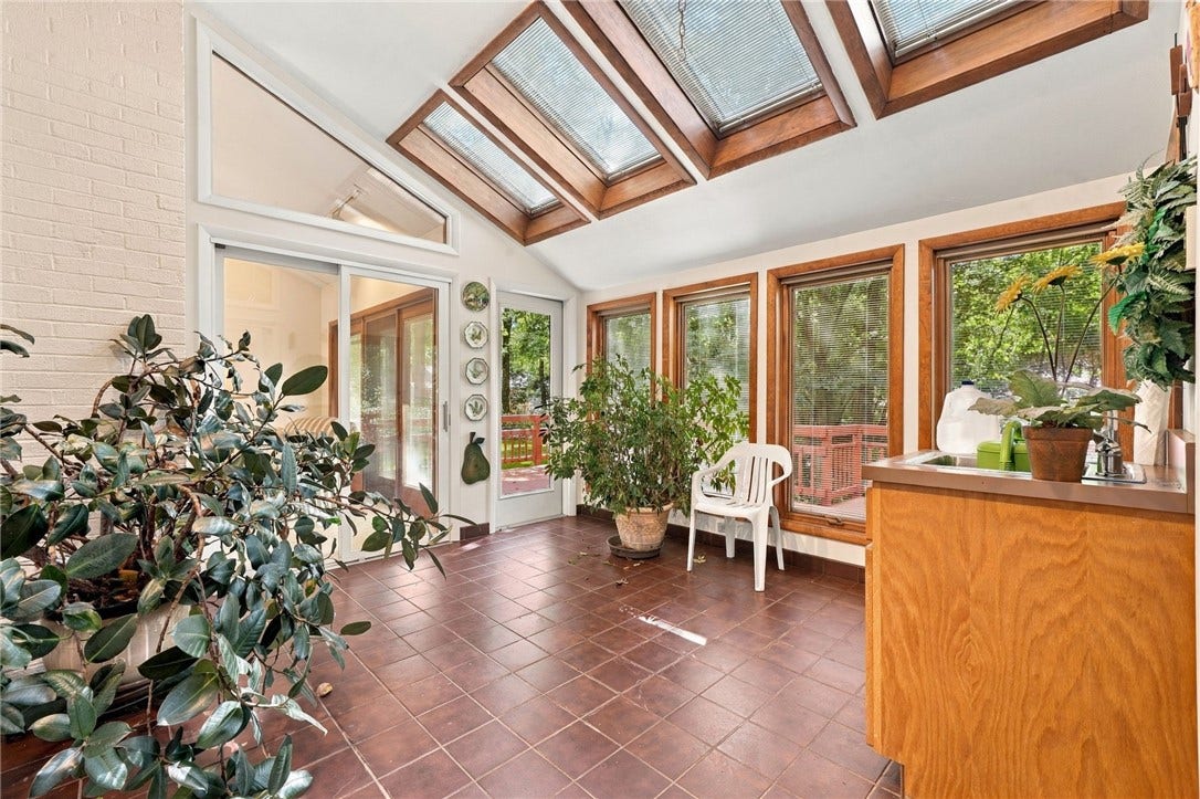 311 Lakewood Rd, Greensburg, PA 15601
