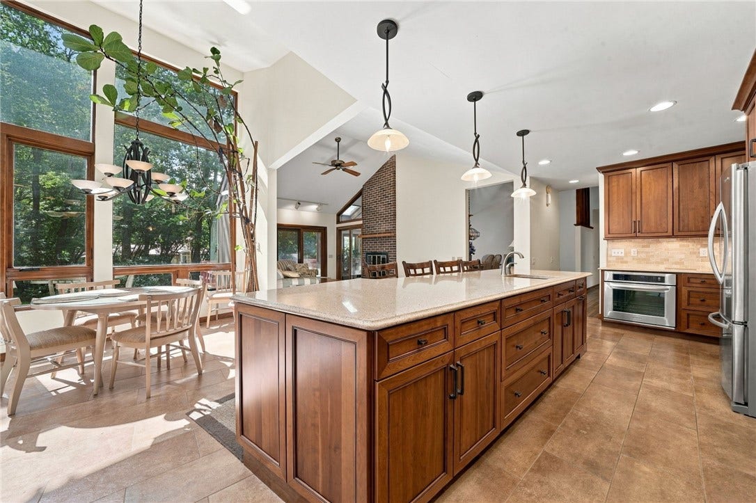 311 Lakewood Rd, Greensburg, PA 15601