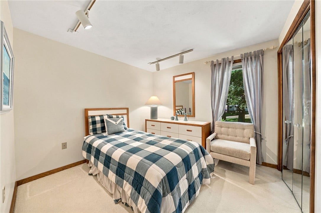 311 Lakewood Rd, Greensburg, PA 15601