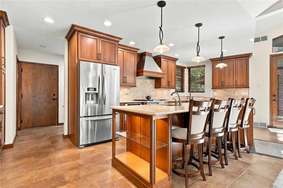 311 Lakewood Rd, Greensburg, PA 15601