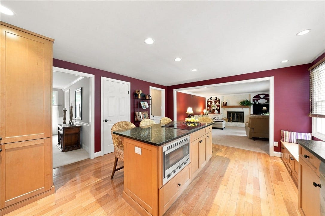 1532 Glenwood Rd, Pittsburgh, PA 15241