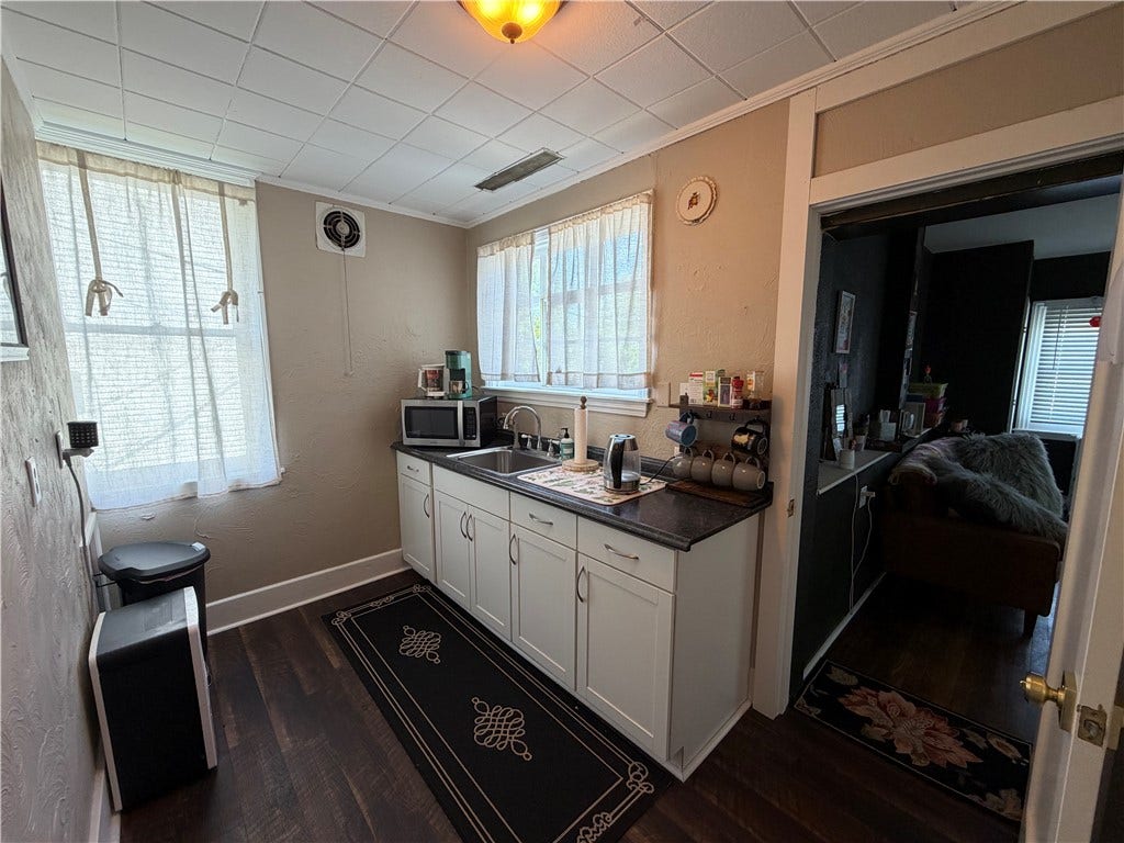 119 Arch Ave, Greensburg, PA 15601