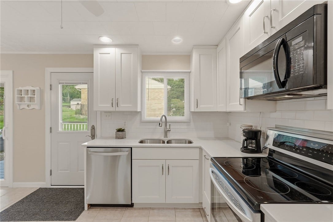 311 Mckinney Drive, Moon Twp, PA 15108