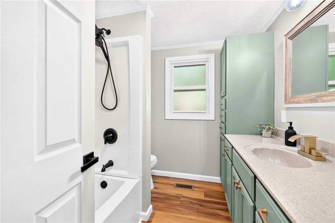 11083 Bouldin Road, North Huntingdon, PA 15642