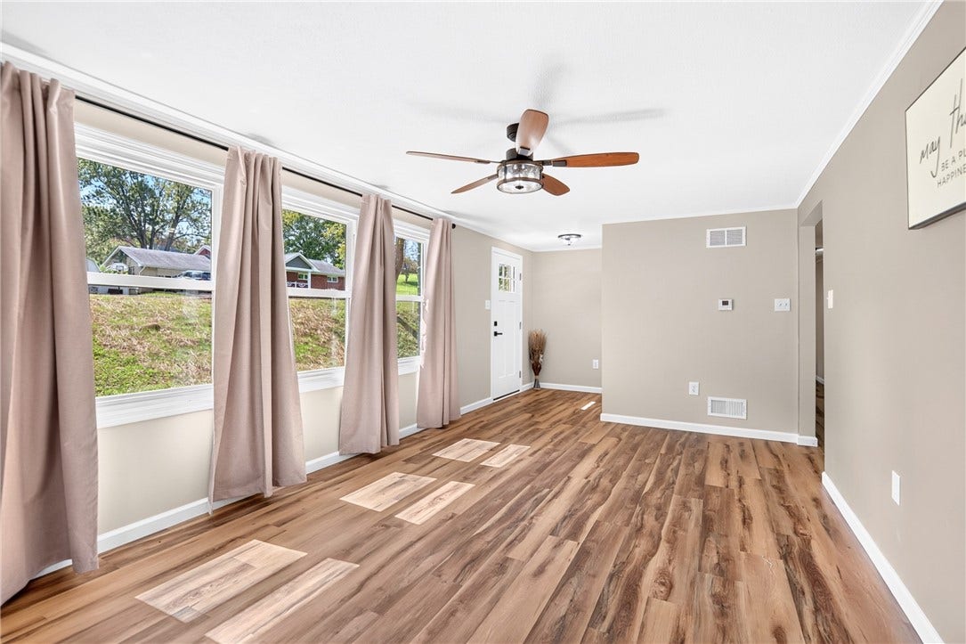 11083 Bouldin Road, North Huntingdon, PA 15642