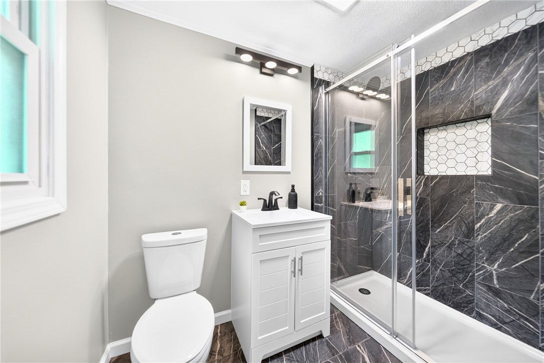 11083 Bouldin Road, North Huntingdon, PA 15642