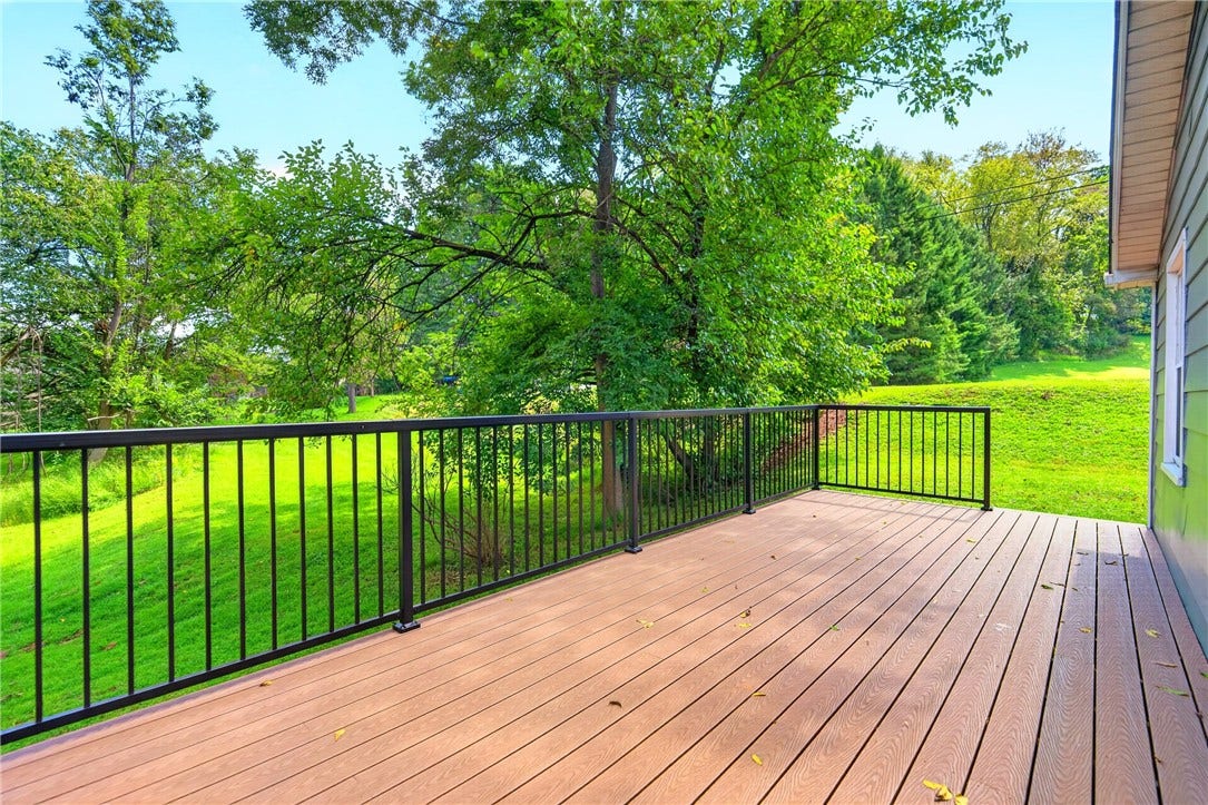 11083 Bouldin Road, North Huntingdon, PA 15642
