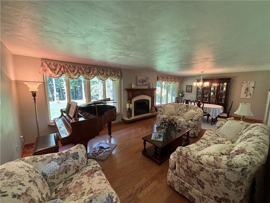 3008 Court Pl, Greensburg, PA 15601