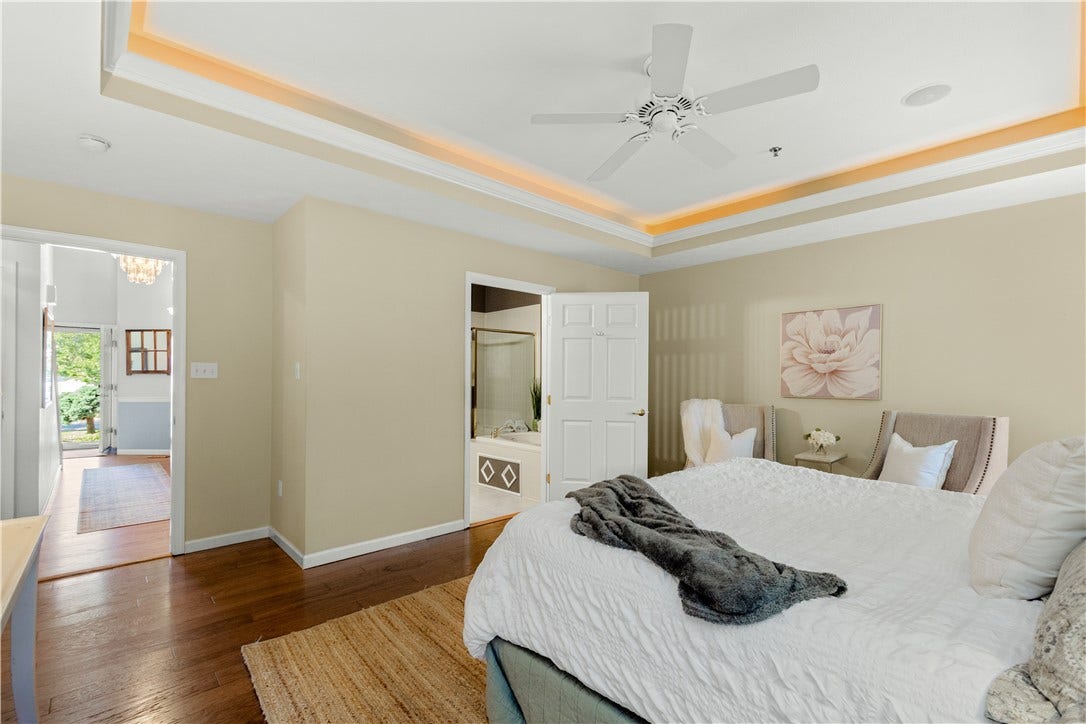1110 Linden Vue Dr, Canonsburg, PA 15317