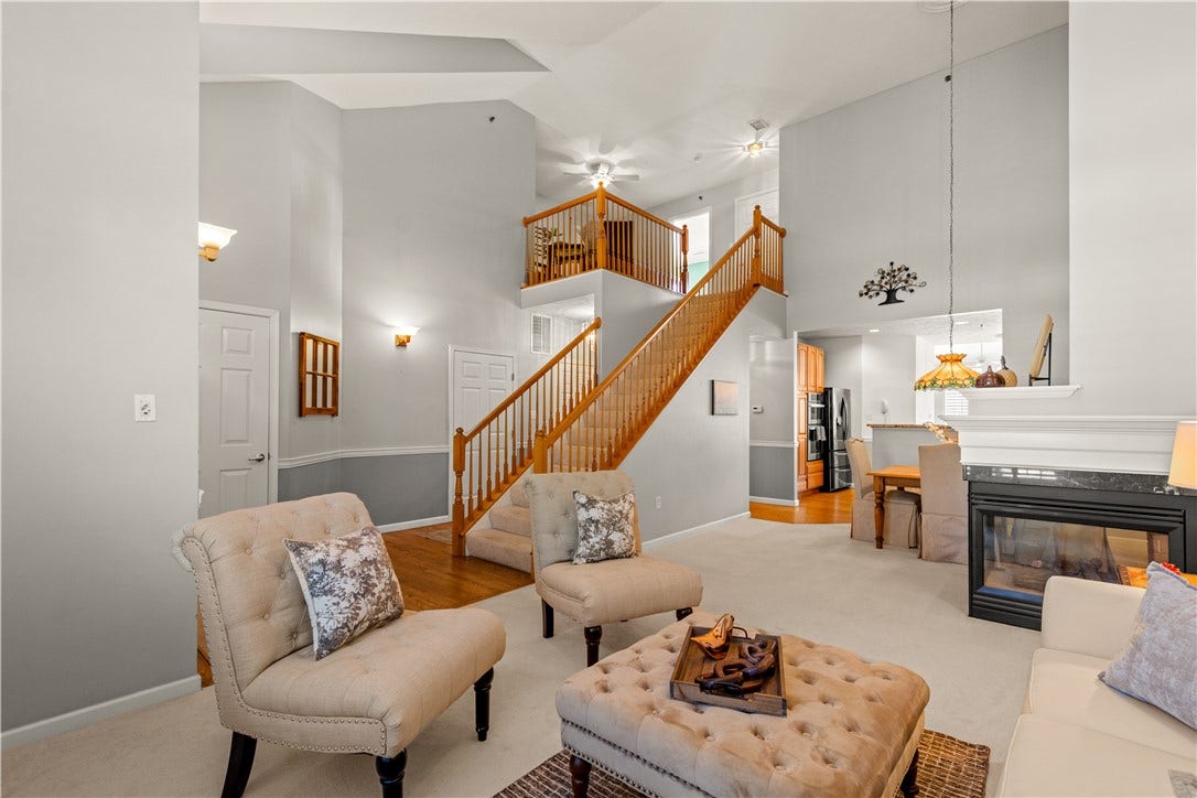 1110 Linden Vue Dr, Canonsburg, PA 15317