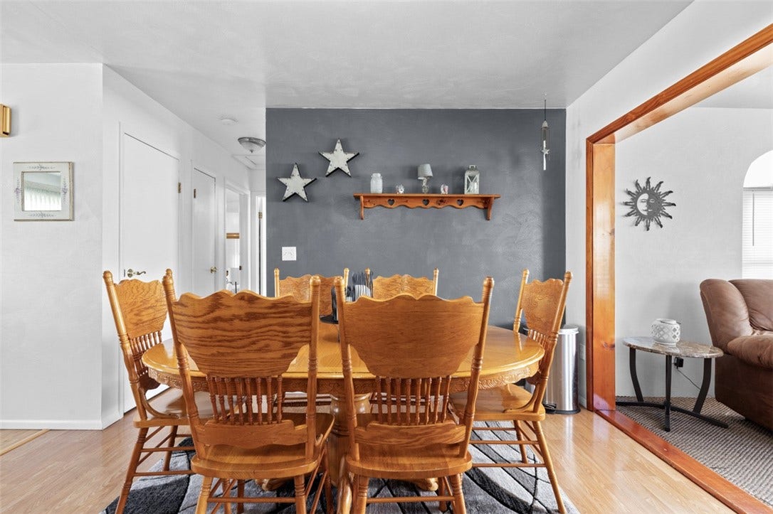 611 W Gibson Ave, Connellsville, PA 15425