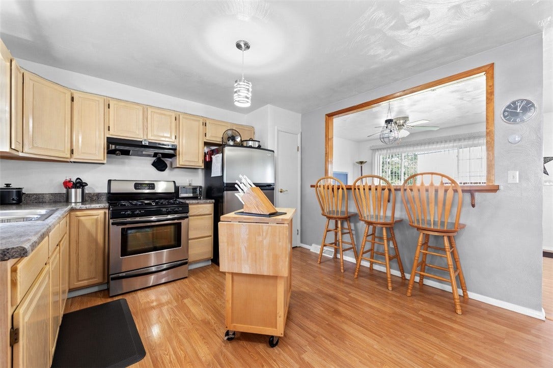 611 W Gibson Ave, Connellsville, PA 15425