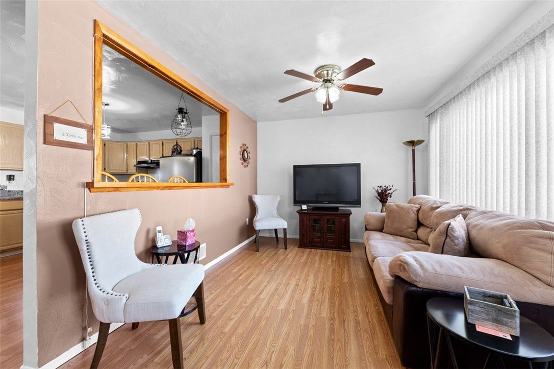 611 W Gibson Ave, Connellsville, PA 15425