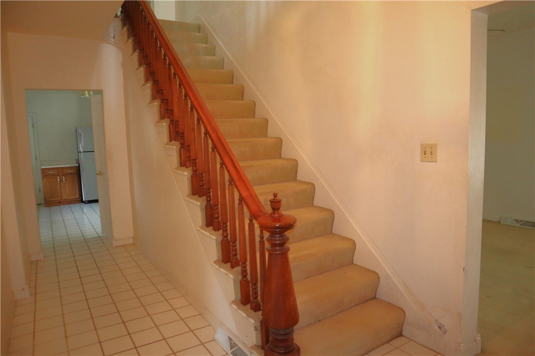 308 College Avenue, Mount Pleasant, PA 15666
