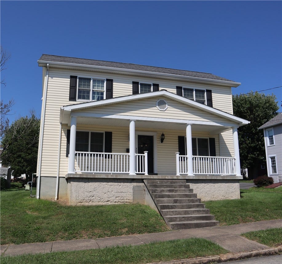308 College Avenue, Mount Pleasant, PA 15666
