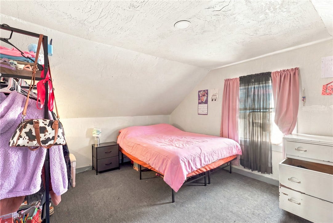 416 Snyder St, Connellsville, PA 15425