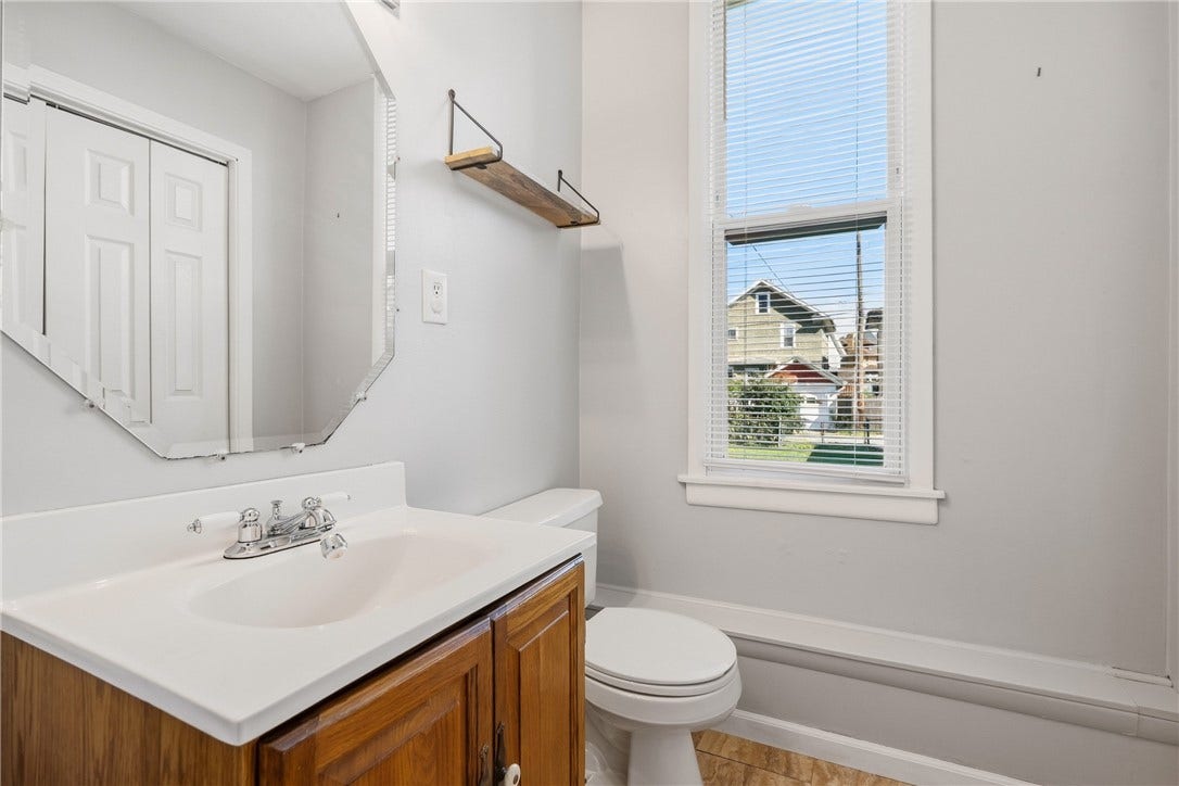 535 Locust St, Greensburg, PA 15601