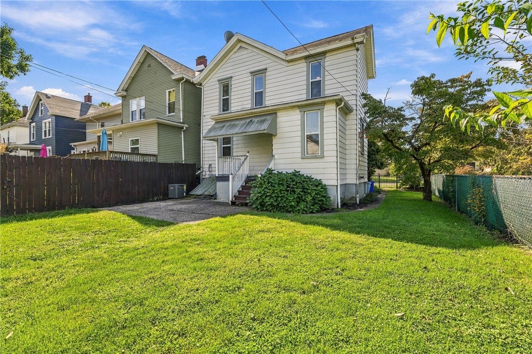 535 Locust St, Greensburg, PA 15601