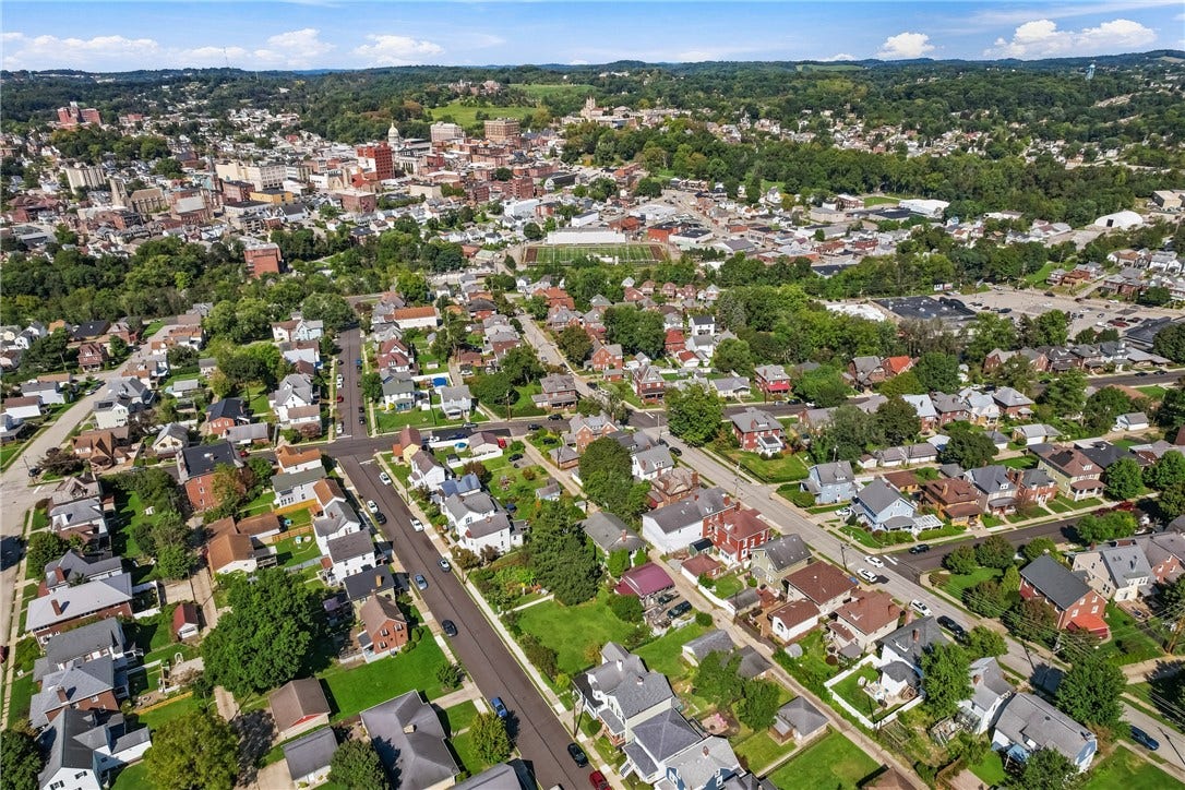 535 Locust St, Greensburg, PA 15601