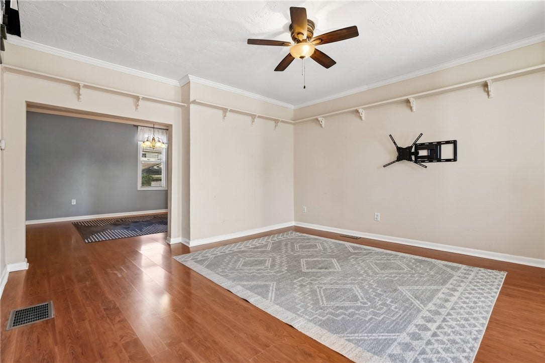535 Locust St, Greensburg, PA 15601