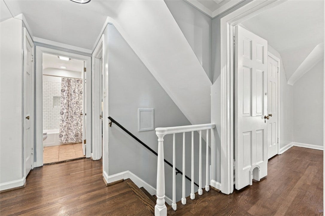 1825 Dagmar Avenue, Pittsburgh, PA 15216