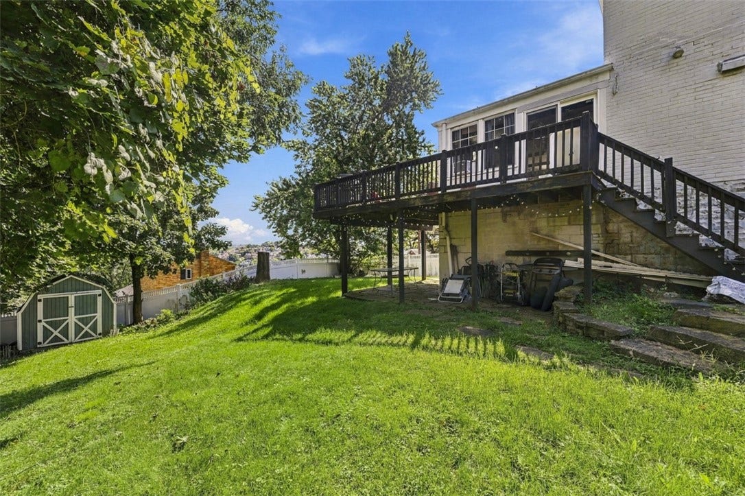 1825 Dagmar Avenue, Pittsburgh, PA 15216