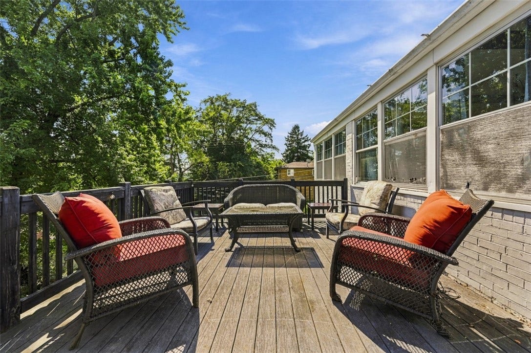 1825 Dagmar Avenue, Pittsburgh, PA 15216