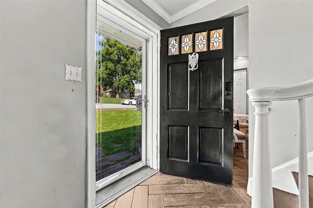 1825 Dagmar Avenue, Pittsburgh, PA 15216